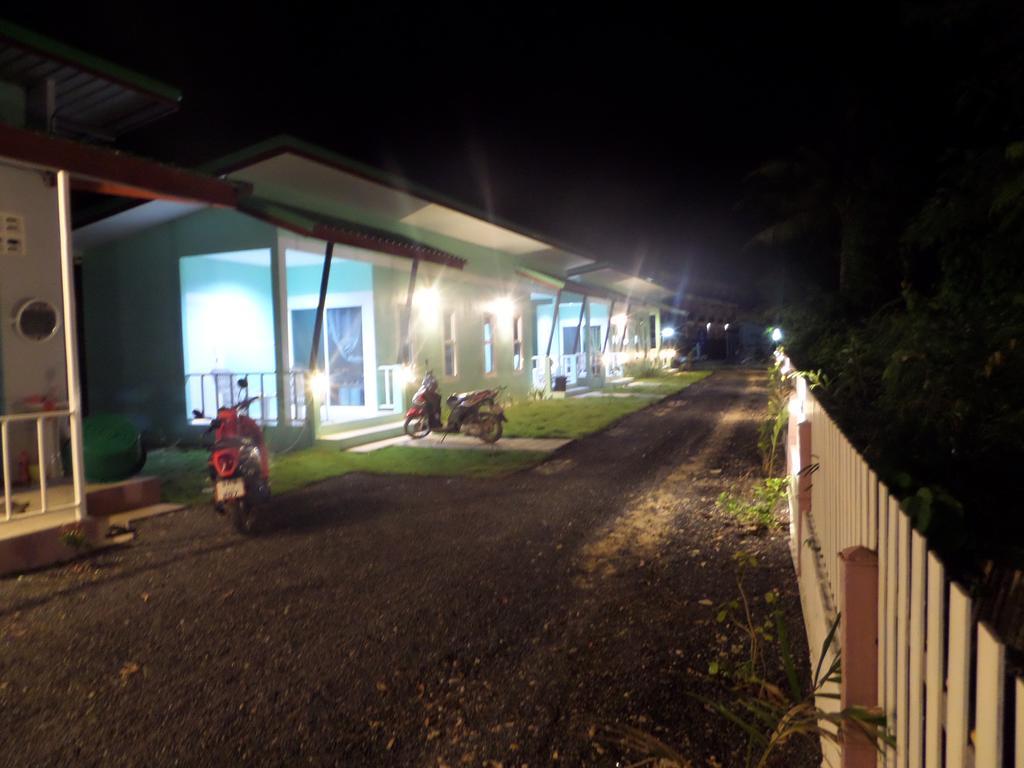Lanta Triple Novel Hotel Koh Lanta Bagian luar foto