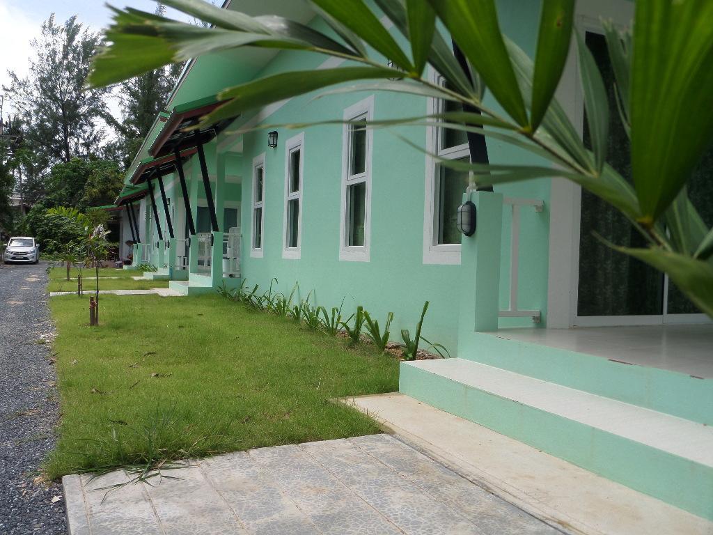 Lanta Triple Novel Hotel Koh Lanta Bagian luar foto