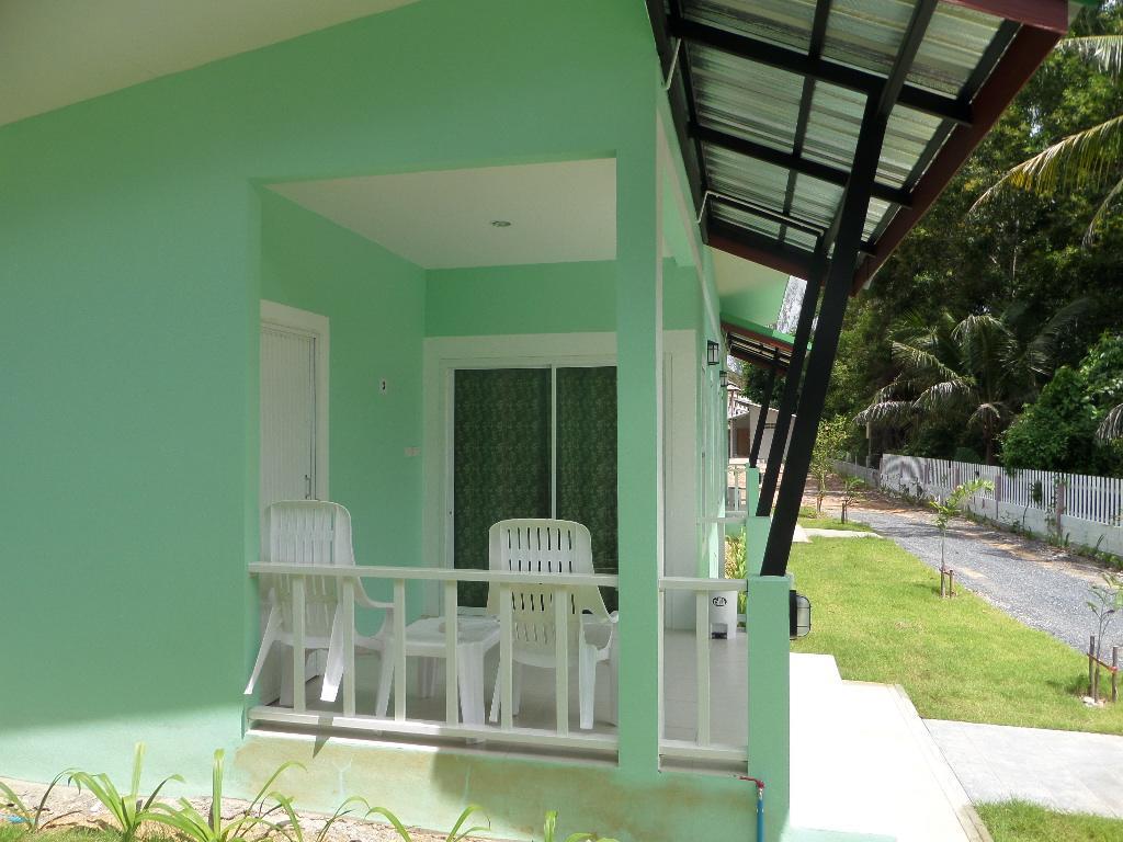 Lanta Triple Novel Hotel Koh Lanta Bagian luar foto