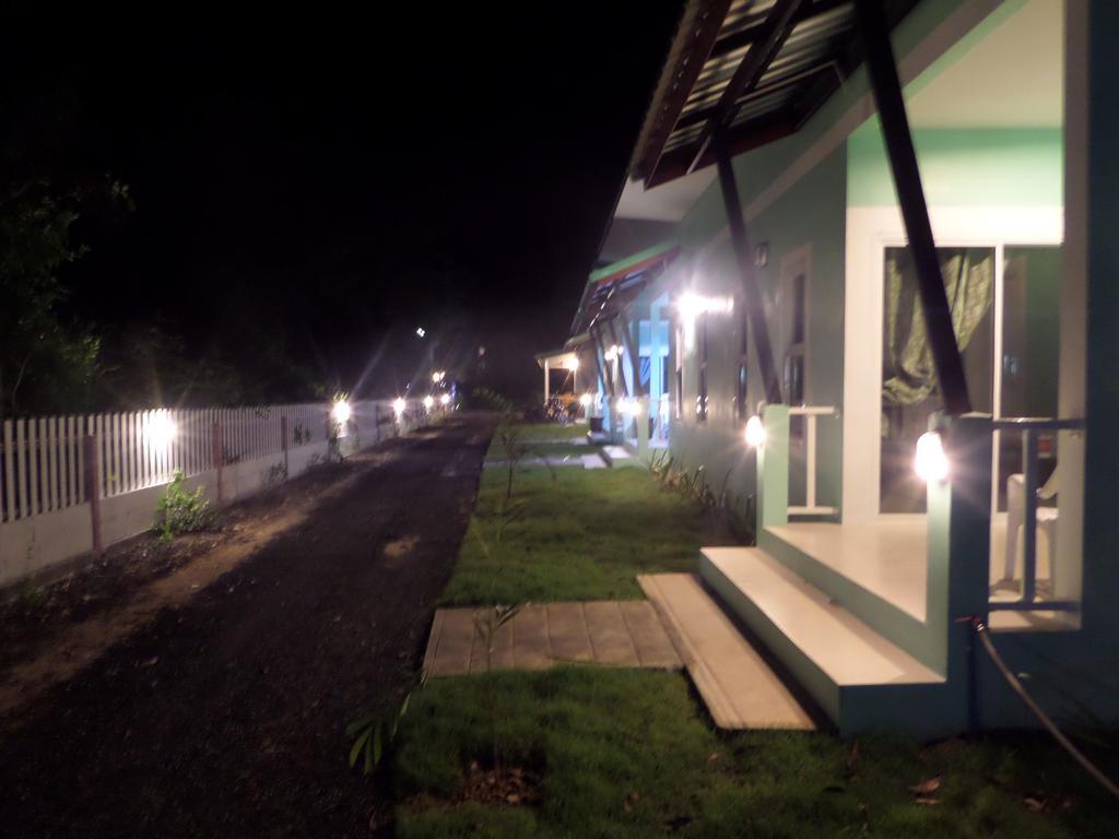 Lanta Triple Novel Hotel Koh Lanta Bagian luar foto